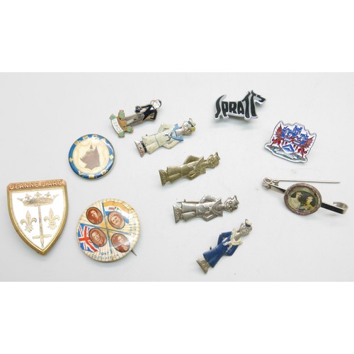 899 - Assorted badges including French enamelled Joan of Arc pin/brooch