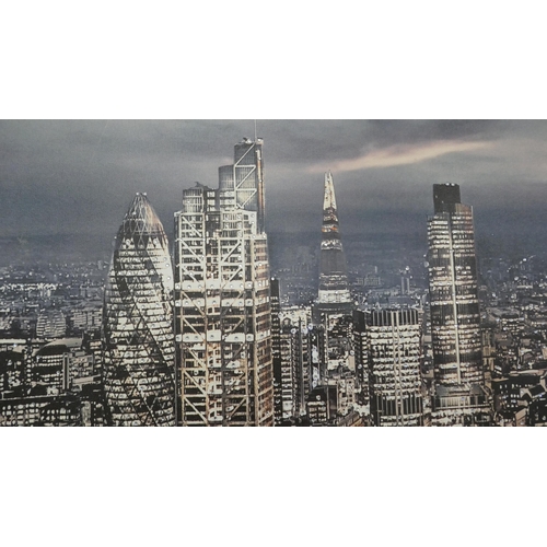 1582 - London skyline print on canvas