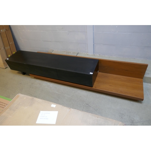 1589 - A black wood and teak effect adjustable TV/media unit