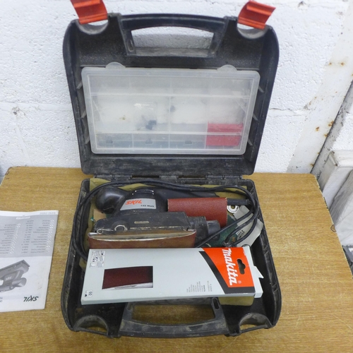 2013 - Five assorted power tools including a Skil 7003 240v 145w orbital sander, a Metabo ST EP 455 110v 45... 