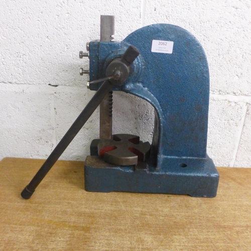 2062 - A bench arbor/bearing press