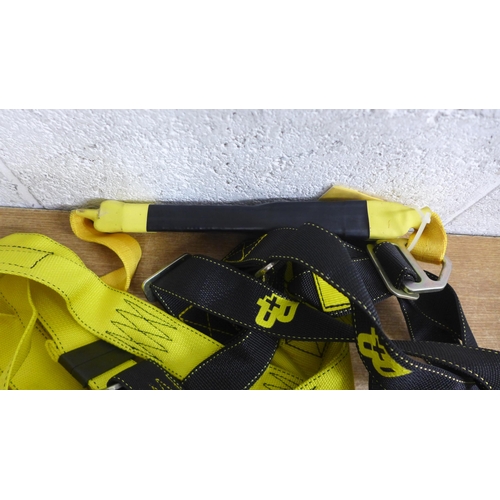 2095 - A Britannia L model PPE full harness with fall arrest system - new - never used