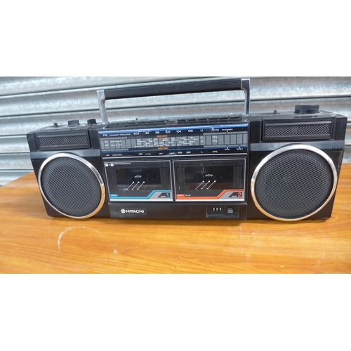 2150 - A Panasonic RX5025L 4-band stereo radio cassette player, a Grundig RCR55 stereo cassette player and ... 