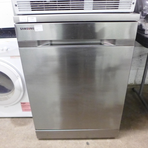 2186 - A Samsung free standing dish washer with water wall and flexi tray