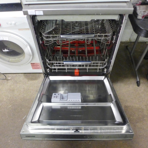 2186 - A Samsung free standing dish washer with water wall and flexi tray