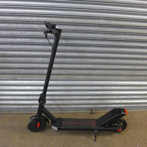 2193 - An Ouxi-L9 adult's electric scooter - no charger - Police repossession