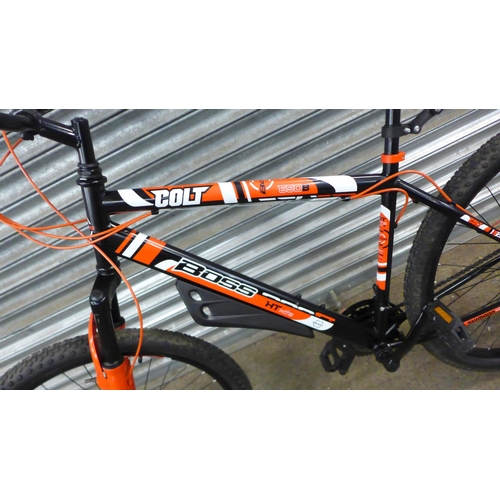 2200 - A men's Boss Colt 650B front suspension hardtail MTB with dual disc brakes and Revoshift gear set - ... 