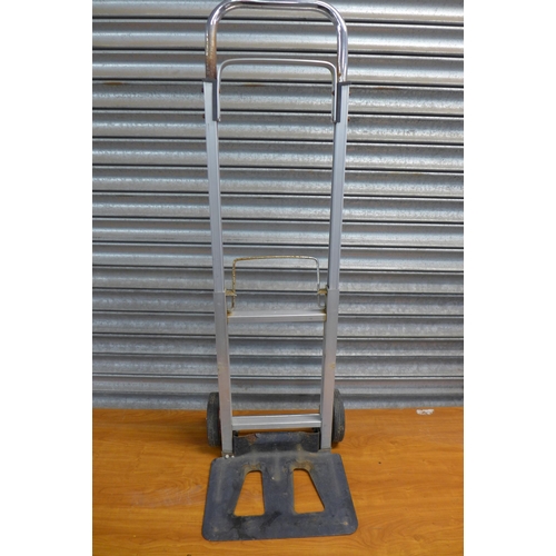 2230 - A small fold up sack truck