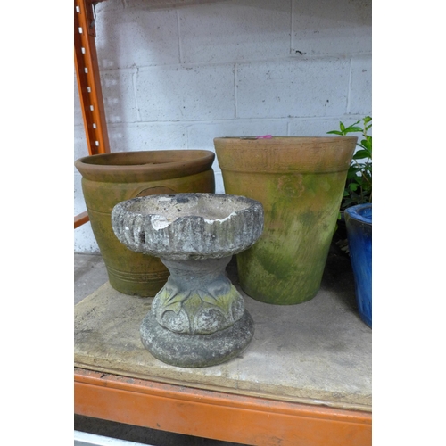 2286 - Two terracotta plant pots and a small two part concrete bird bath