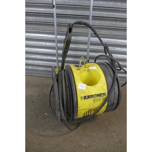 2321 - A Karcher 670M jet wash (needs new lance)