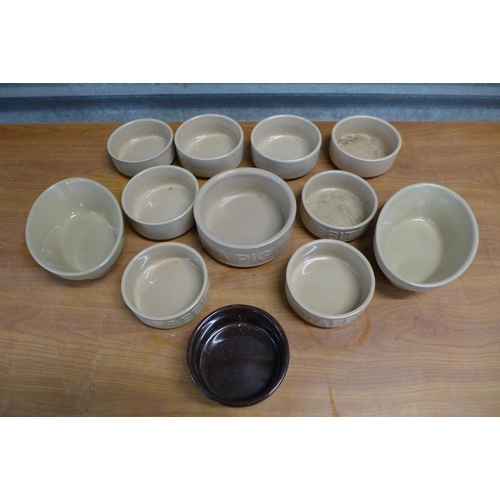 2340 - A quantity of small animal feeding bowls for mainly rabbits, guinea pigs, small dogs, etc.