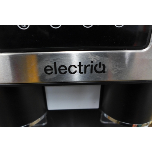 2348 - An Electriq ice maker - W