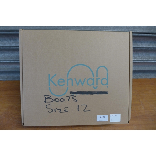 2401 - A pair of size 12 men's Kenward boots