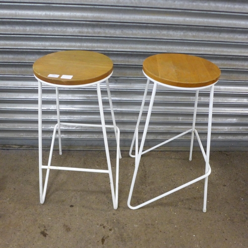 2487 - A pair of wooden bar stools with white metal frames