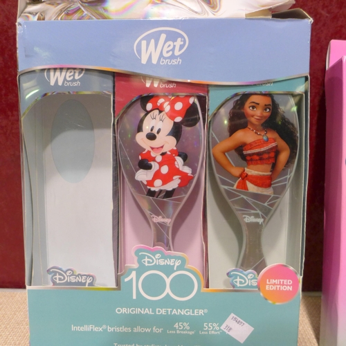 3078 - Two Disney Wetbrushes & Reusable Make-Up Cloths  (318-112,113) *This lot is subject to VAT