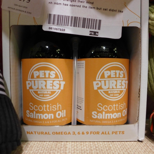 3079 - House Of Paws Farmyard Friends Dog Toys & Pets Purest Scottish Salmon Oil - 2 x 300ml (318-107,111) ... 