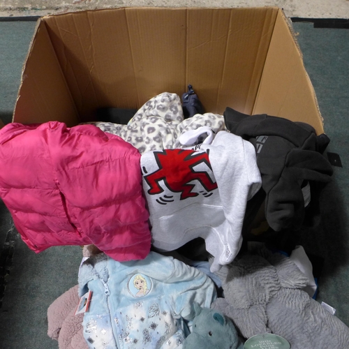 3178 - Large assortment of Kid's clothing - various sizes, styles, etc.  *This lot is subject to VAT