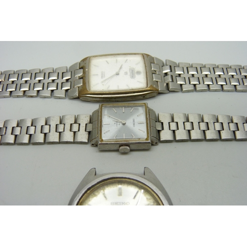 1016 - Two gentleman's Seiko wristwatches and a lady's Seiko wristwatch