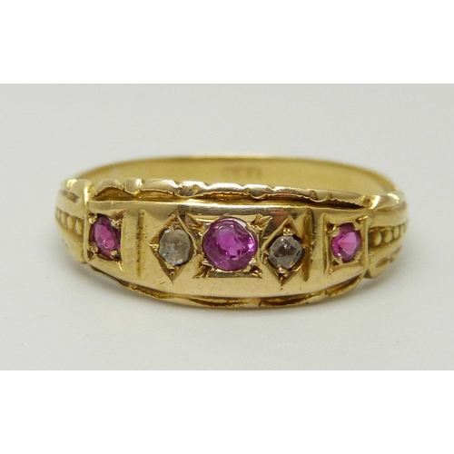 1060 - A Victorian 18ct gold, ruby and diamond ring, 2.5g, R