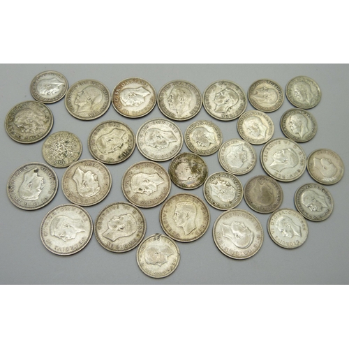 1089 - Coins; fifteen silver shillings 1928 to 1946, and fifteen silver sixpences, pre 1946, 124.9g