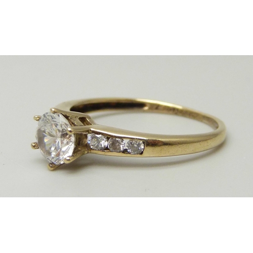 1108 - A 9ct gold and diamond simulant ring, 1.7g, N