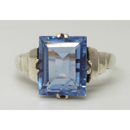 Lot 1128      