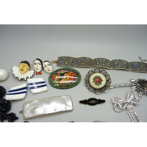 1171 - A collection of vintage brooches, earrings, etc., (large flower brooch lacking pin)