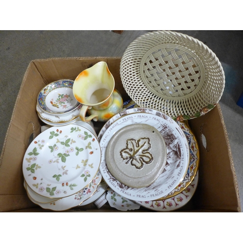 1188 - A box of mixed china, Royal Crown Derby, Brambly Hedge, mining plates, etc. **PLEASE NOTE THIS LOT I... 