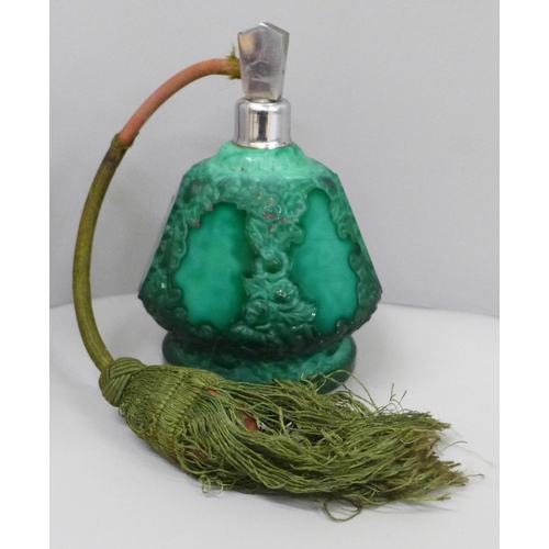 641 - A 1920s/30s malachite glass perfume atomiser