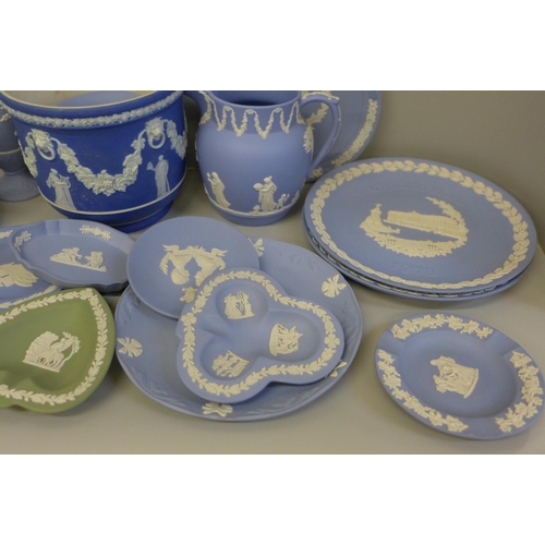 674 - A box of approximately 20 items of Wedgwood Jasperware including a jardiniere, jug, vases, lidded po... 