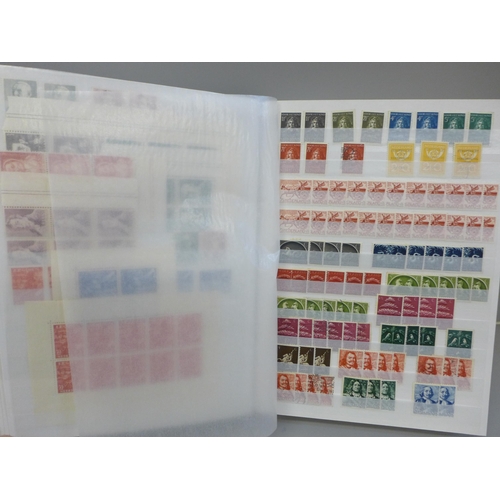 684 - Stamps; an album of Nederlands stamps, full album, MNH