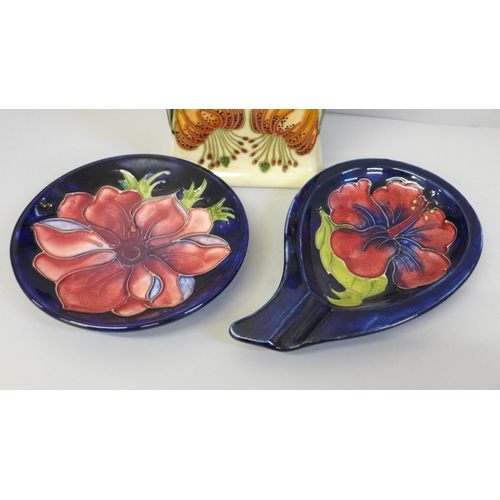 697 - A Moorcroft Anna Lily mantel clock and two Anemone pin dishes