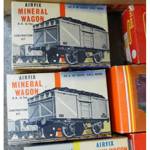 724 - Airfix, Tri-ang and Hornby OO gauge wagons, station set, Rosebud Kitmaster, etc.