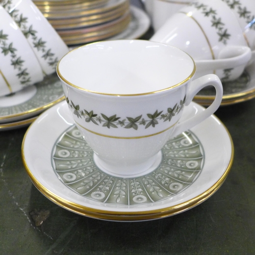 792 - A Spode Provence six setting tea set, lacking sugar bowl