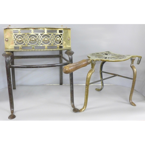 Lot 826       
