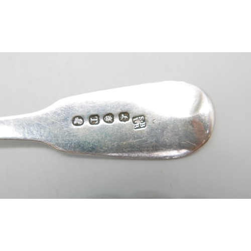 887 - A George II silver berry spoon by Elizabeth Oldfield and an early 19th Century silver spoon by Sarah... 