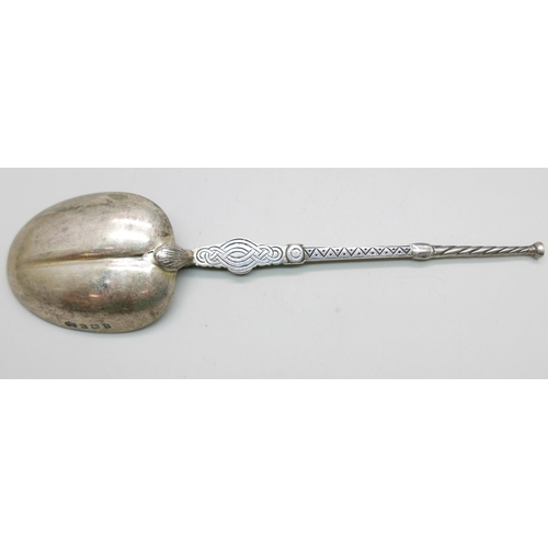 892 - A silver anointing spoon, Elkington & Co. Ltd., Birmingham 1908, 49.4g