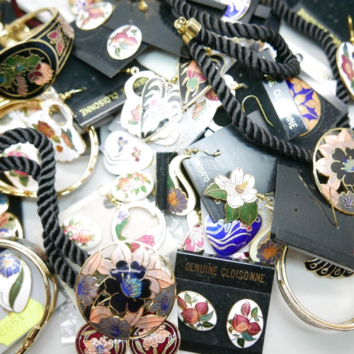 967 - A collection of cloisonne jewellery, bracelets, earrings and necklaces