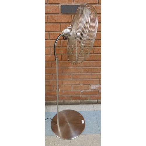 60A - A Stadler Form pedestal fan, designed by Matti