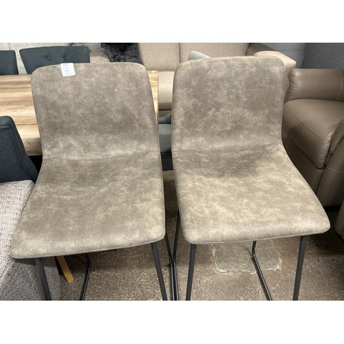 1391 - A pair of light grey Hanna barstools