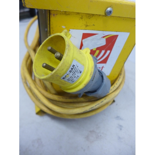 2015 - A 110v 4-way 16A splitter