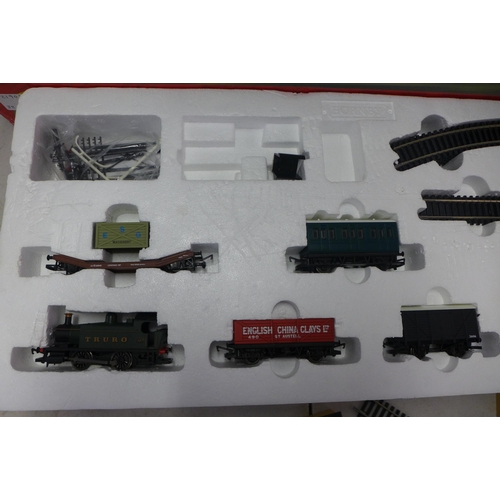 2056 - A boxed Hornby Western Messenger OO gauge train set