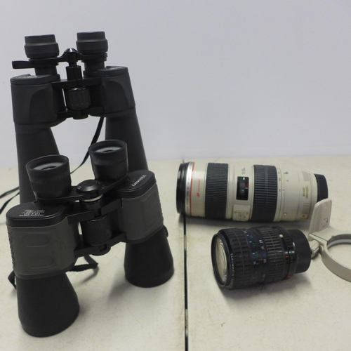 2082 - A set of Praktica Superzoom 20-100x70 binoculars, a set of Visionary Classic 10 x 50 binoculars, a Y... 