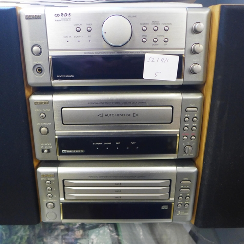 2091 - A Denon midi hi-fi system, M10 Series, UDRA-M10 tuner, DRR-M10 CD player, UDCM-M10 CD changer with r... 