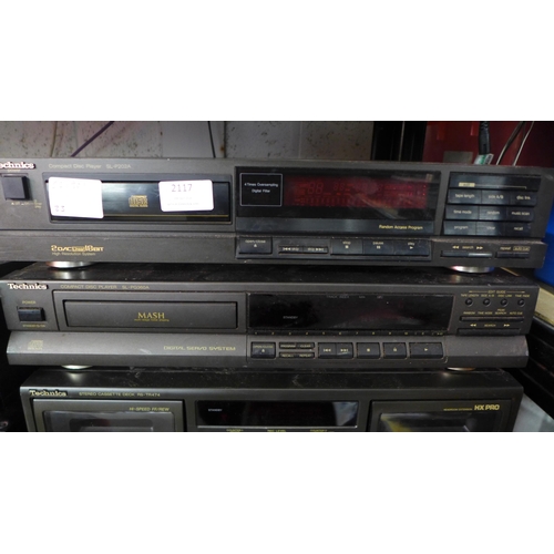 2117 - Technics stereo equipment including an SL-P202A compact disc player, an SL-PG360A compact disc playe... 