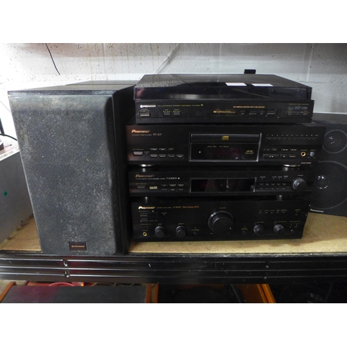 2137 - A quantity of Pioneer stereo equipment including a PL-X430 full automatic stereo turntable record pl... 