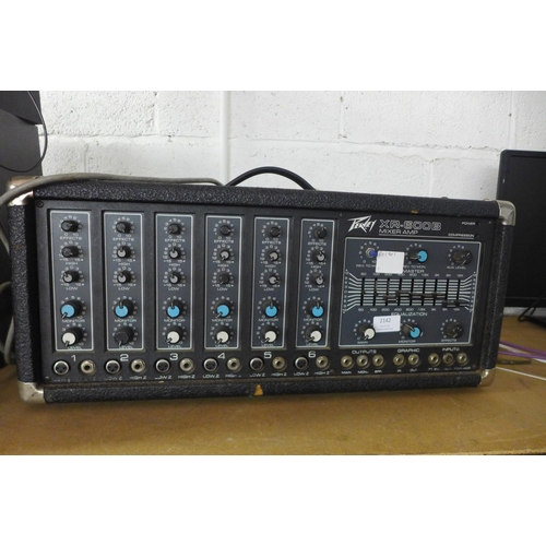 2142 - A Peavey XR-600B mixer amp