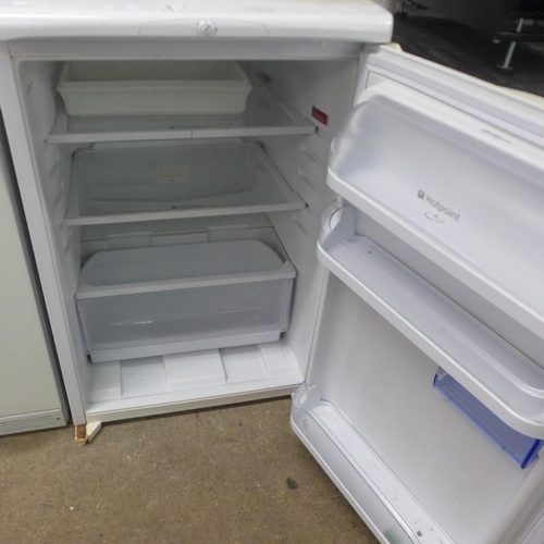 2162 - A Hotpoint Ice Diamond (RLAV21) under counter fridge