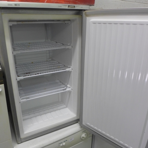 2164 - A Swan SR5065 under counter fridge