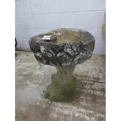 2212 - A stone bird bath